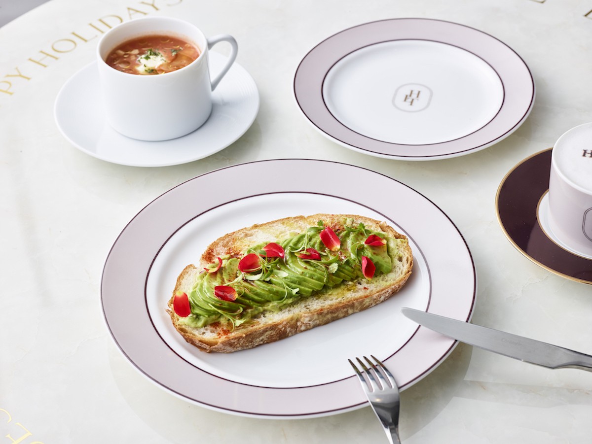 コンセプトカフェ「Her lip to CAFE」