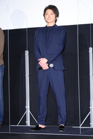 映画『鳩の撃退法』公開初日舞台あいさつイベントに登場した藤原竜也