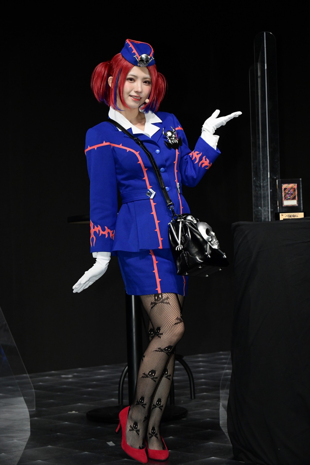えなこ、キュートな「デスガイド」に　美脚まぶしいコスプレ姿披露