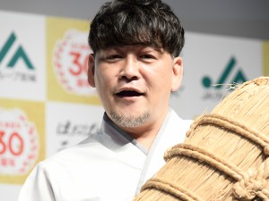 「令和3年産宮城米取扱説明会および新CM発表会」に登場したサンドウィッチマン・富澤たけし