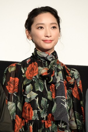 映画『CUBE 一度入ったら、最後』初日舞台あいさつに登場した杏