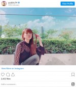 前髪パッツンでイメチェンのあびる優　※「あびる優」インスタグラム