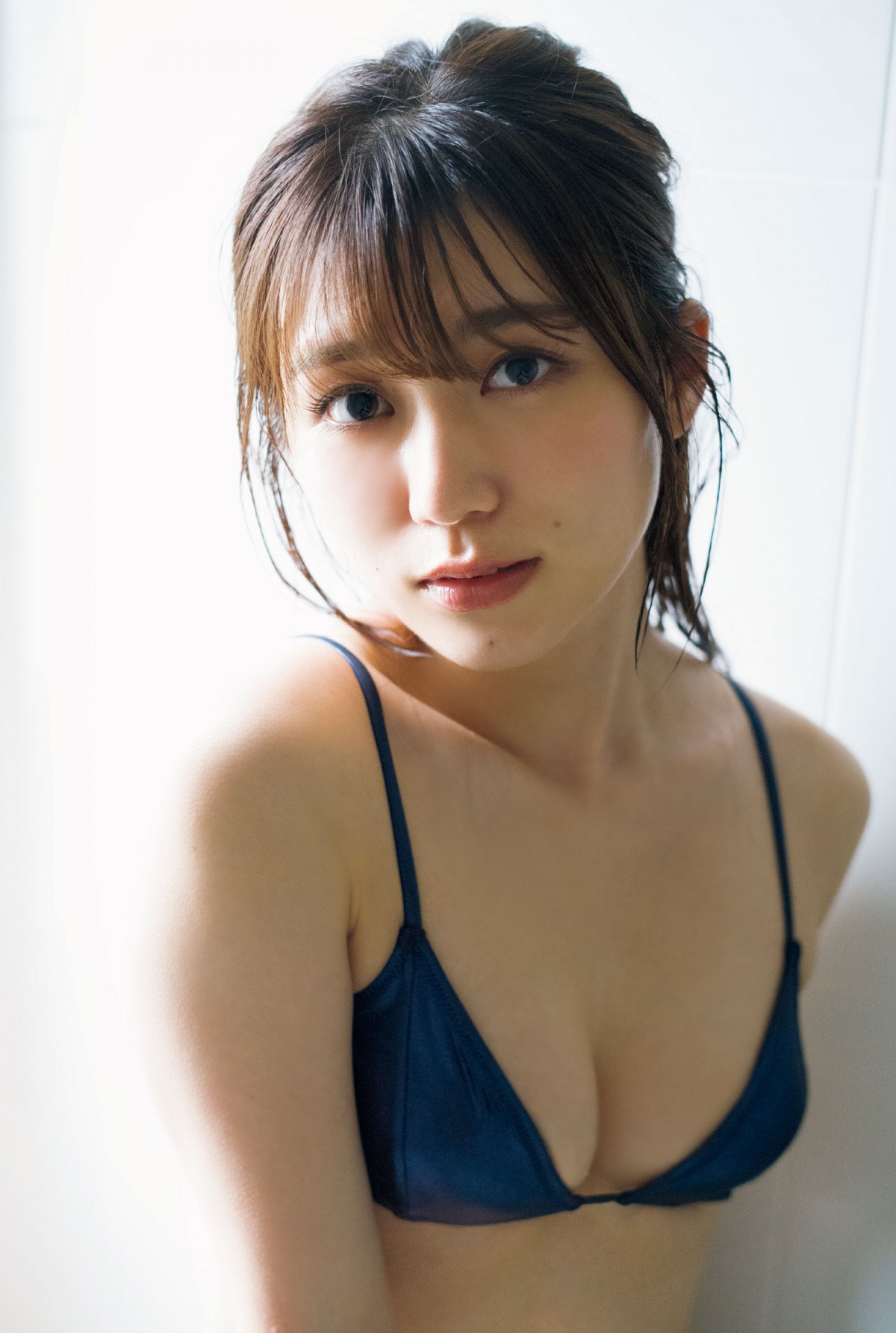 元AKB48・平田梨奈23歳、SEXYな黒ランジェリー姿　初の撮り下ろしグラビア