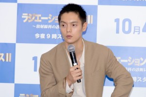 ドラマ『ラジエーションハウスII～放射線科の診断レポート～』取材会に登場した窪田正孝