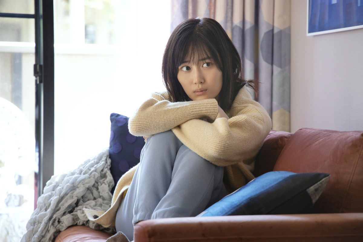 『じゃない方の彼女』第4話　“怜子”山下美月からキスされた“雅也”濱田岳の行動は？