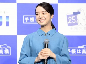 高橋書店「第25回 手帳大賞 発表表彰式」に登壇した上白石萌音