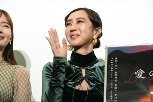 杉野希妃、映画『愛のまなざしを』公開記念舞台あいさつに登場