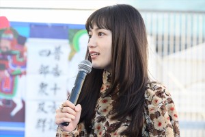 川口春奈、映画『聖地X』韓国式・大ヒット祈願イベントに登場