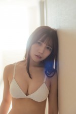 「ナナランド」三好麗奈　初水着グラビアで清楚感あふれる白ビキニ姿