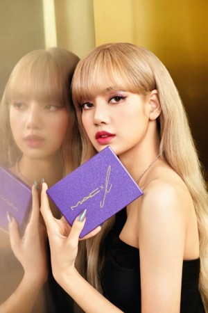 【M・A・C】BLACKPINKのLISAコラボコレクション