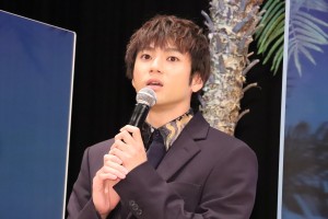 山田裕貴、映画『フラ・フラダンス』完成披露試写会に登場