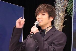 山田裕貴、映画『フラ・フラダンス』完成披露試写会に登場