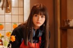 橙野ハチ子役の生見愛瑠　『恋です！～ヤンキー君と白杖ガール～』相関図写真