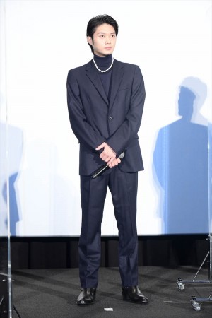 磯村勇斗、映画『きのう何食べた？』初日舞台あいさつに登場