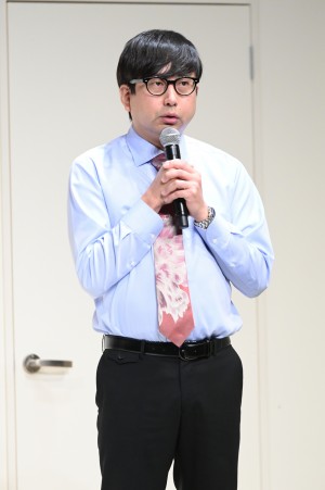 「2022年用年賀状 受付開始セレモニー」に登場したおいでやす小田