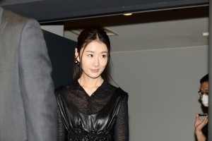 玄理、映画『偶然と想像』公開記念舞台あいさつに登場