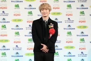 「第46回報知映画賞」表彰式に登場したFukase