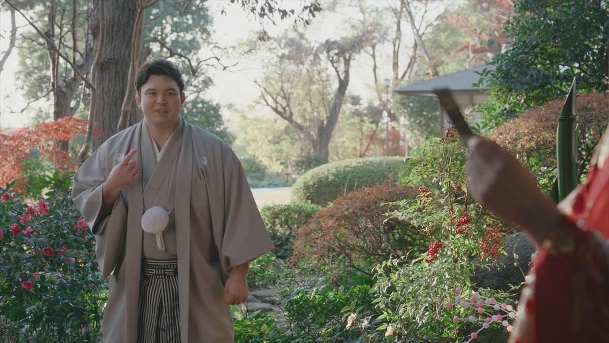 広瀬すず、艶やかな着物姿　吉沢亮＆ウルフ・アロン選手を“チェキで激写”
