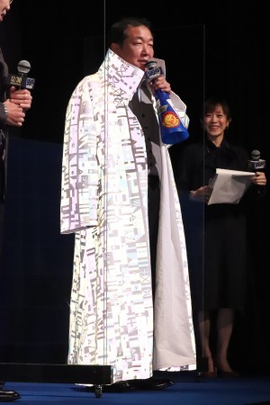 『99.9‐刑事専門弁護士‐ THE MOVIE』完成披露試写会に登場した木村ひさし監督