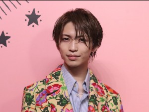 「Gucci Garden Archetypes」展 フォトコールに登場した岩橋玄樹