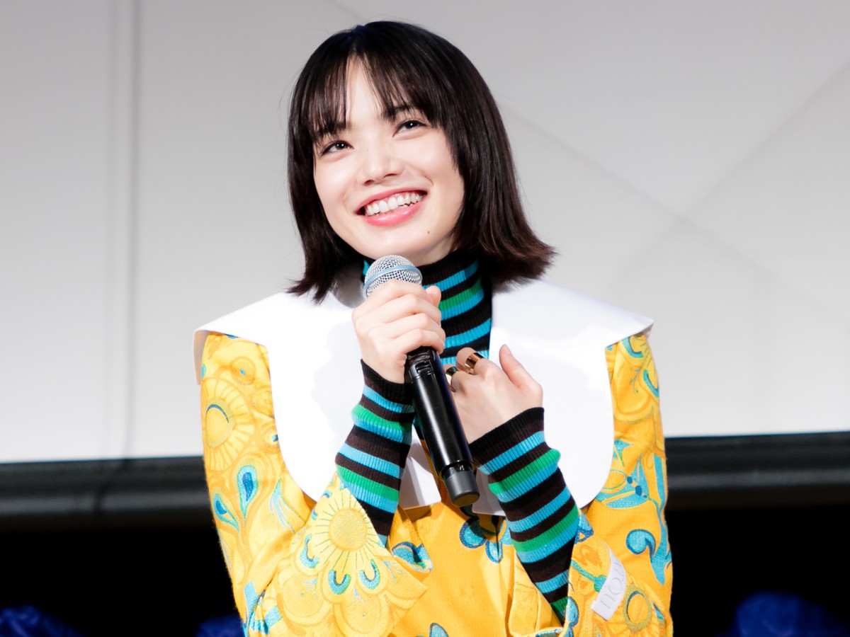 小松菜奈、吉本ばななとの主演作試写「緊張感に押しつぶされそう」