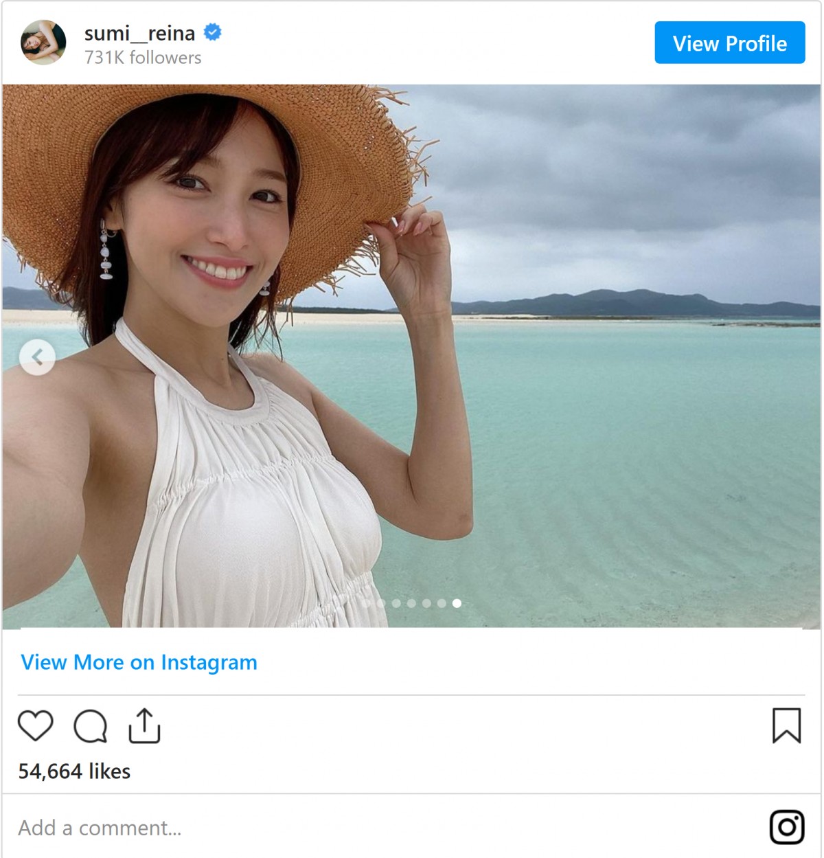 鷲見玲奈、四つんばい＆体育座りポーズほかオフショットに反響　「可愛さとポーズと抜群のスタイルが最高」