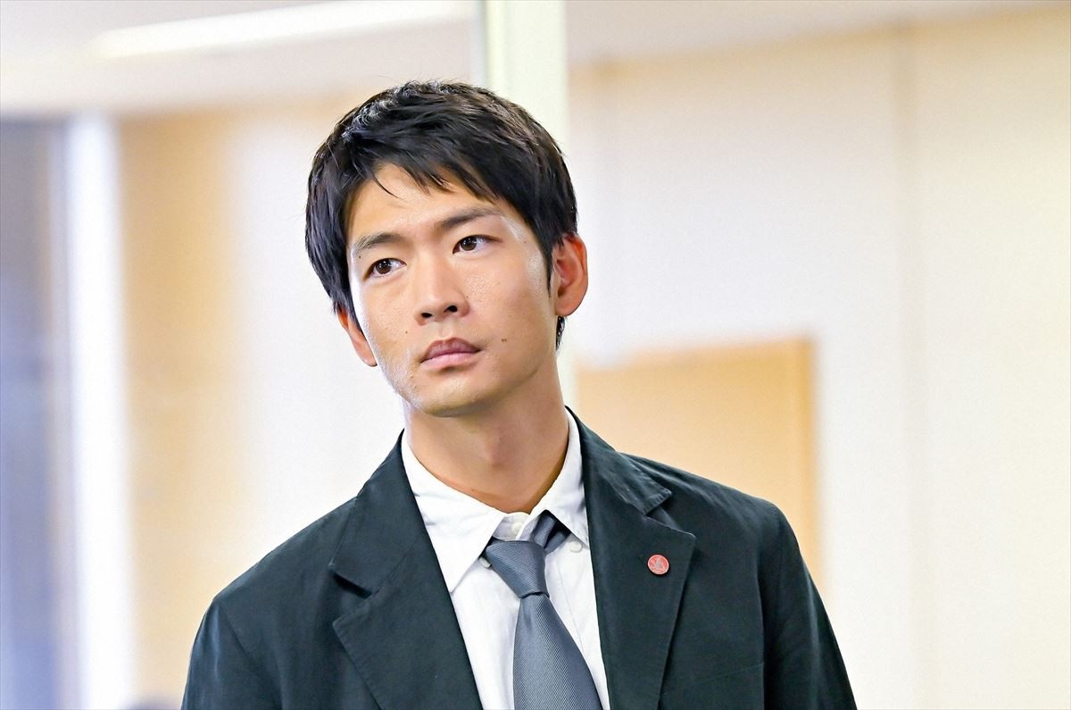 『最愛』第6話 “加瀬”井浦新、“優”高橋文哉の犯行動画を解析　ある疑問を抱く