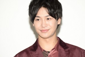 映画『テン・ゴーカイジャー』完成披露舞台あいさつに登場した小澤亮太