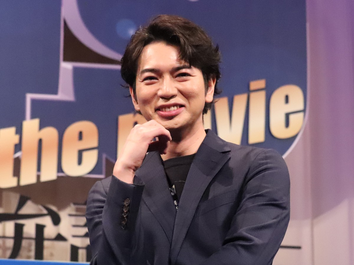 松本潤、“おじさん”自覚　後輩・道枝駿佑との年齢差に「倍だぜ」