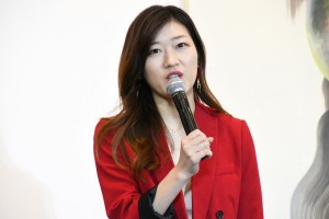 深堀隆介展「金魚鉢、地球鉢。」オープニングイベントに登場したヒコロヒー