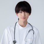 高橋文哉、新米熱血研修医に　浜辺美波主演ドラマ『ドクターホワイト』出演