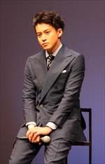 小栗旬の笑顔にキュン 石原さとみが小栗の魅力を明かす 月9ドラマ会見 12年6月21日 エンタメ ニュース クランクイン 小栗旬の笑顔にキュン 石原さとみが小栗の魅力を明かす 月9ドラマ会見 12年6月21日 エンタメ ニュース クランクイン