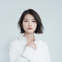 2nd写真集を発売する若月佑美