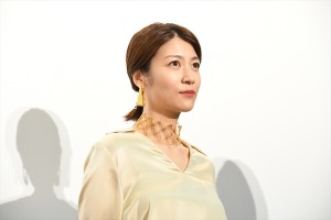 映画『由宇子の天秤』舞台あいさつに登場した瀧内公美