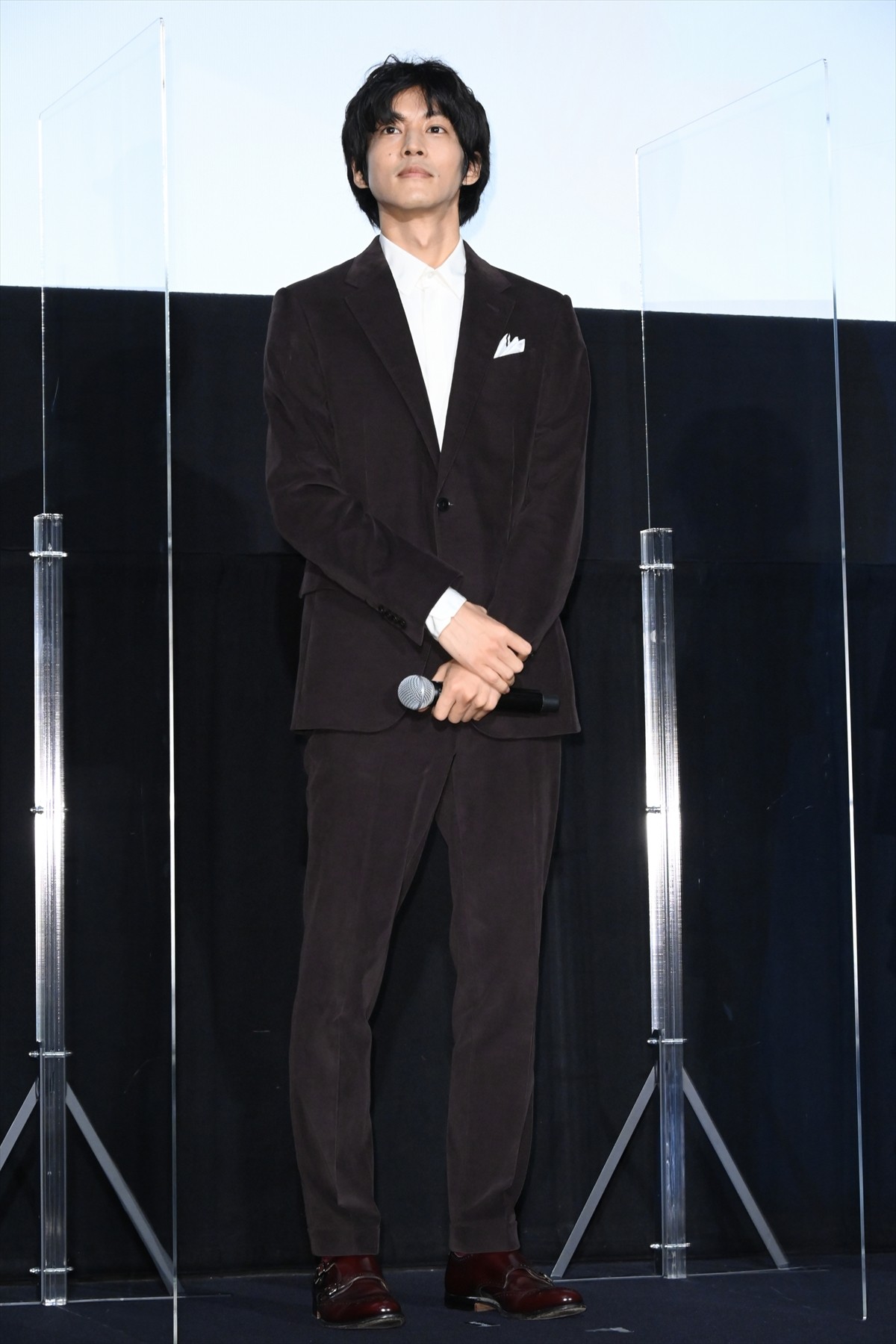 松坂桃李、寺島しのぶの誘惑シーン振り返る「バイト時代のパートさんにすごく似ていた」