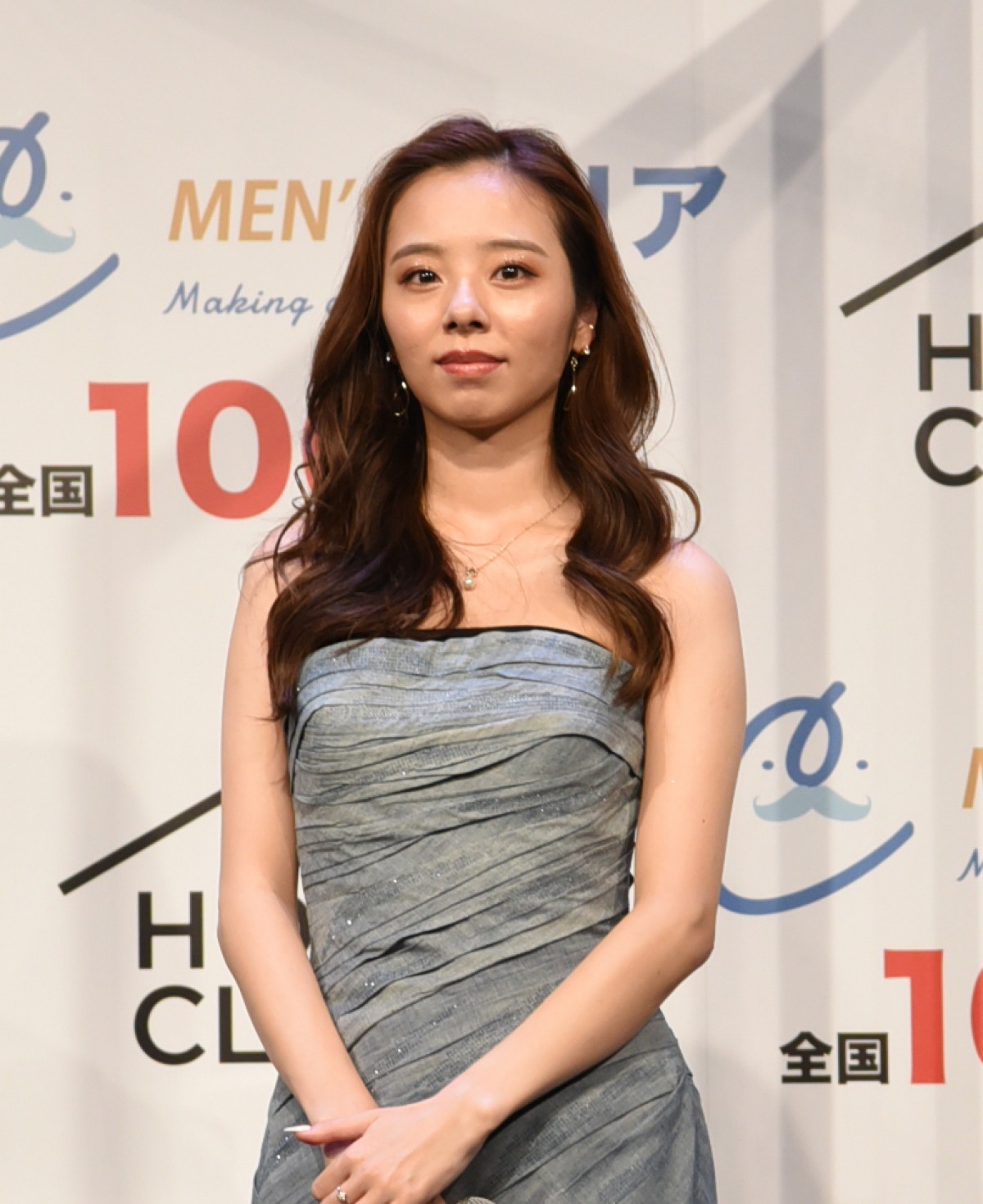 宮迫博之、コンビ解散は「お互いに前向きに」　2年ぶり大量報道陣に困惑