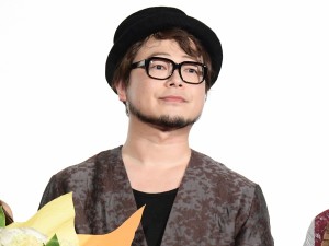 映画『アイの歌声を聴かせて』公開初日舞台あいさつに登場した興津和幸