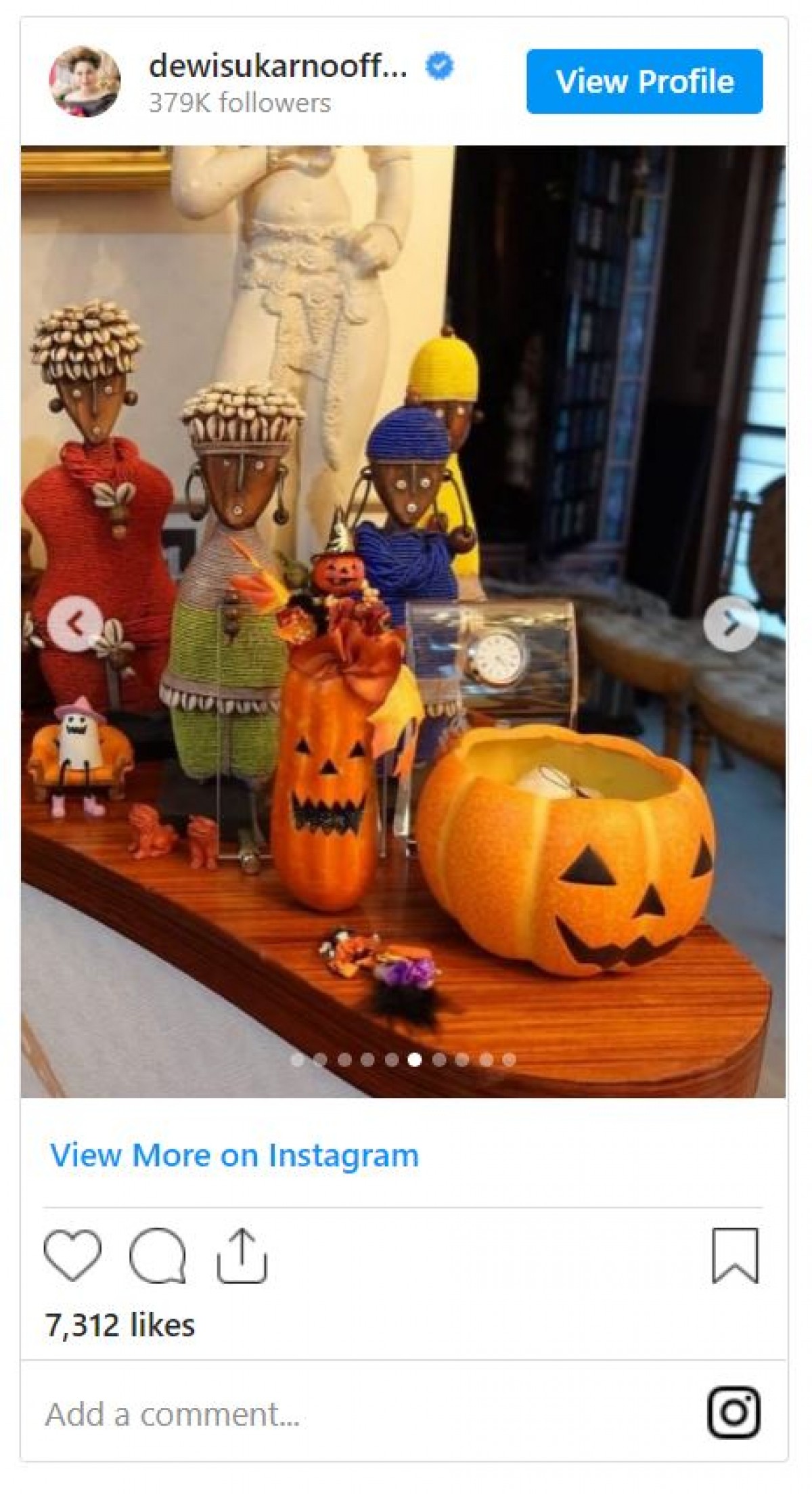 デヴィ夫人、“ハロウィン”モード全開の豪邸に反響「スケールが違う」「すごい」
