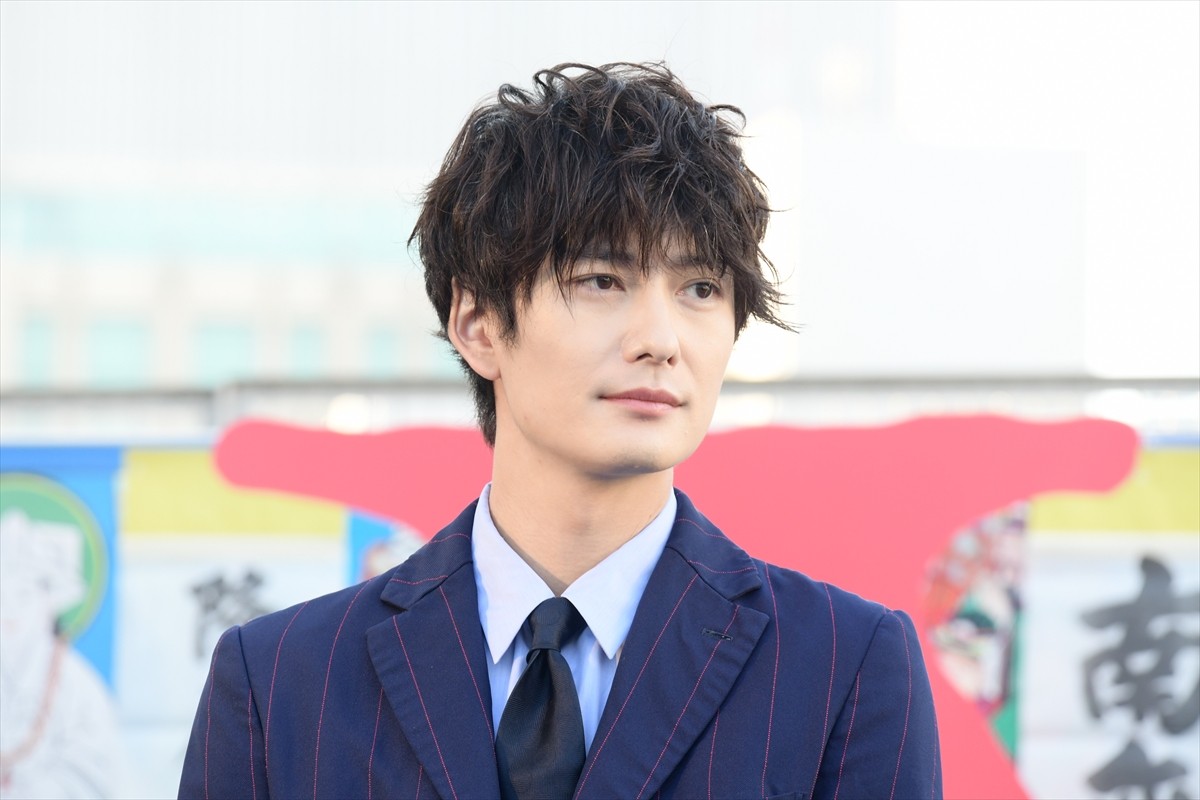岡田将生、薬丸翔との十数年ぶりの再共演に「本当にうれしかった」と笑顔