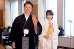 原田龍二＆原田愛夫妻、『別れない理由』発売記念神前結婚式＆記者会見に登場