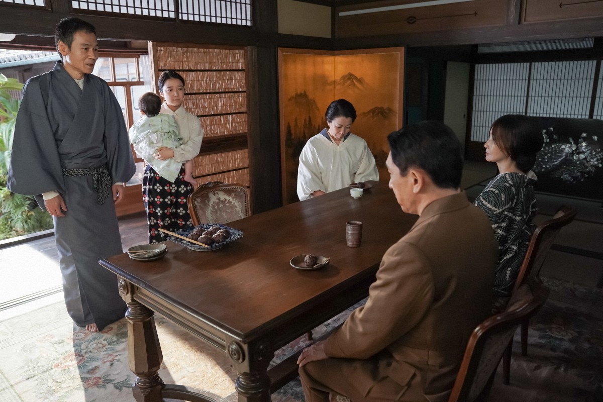 『カムカムエヴリバディ』“金太”甲本雅裕と“算太”濱田岳、再会からのまさかのナレーションに騒然