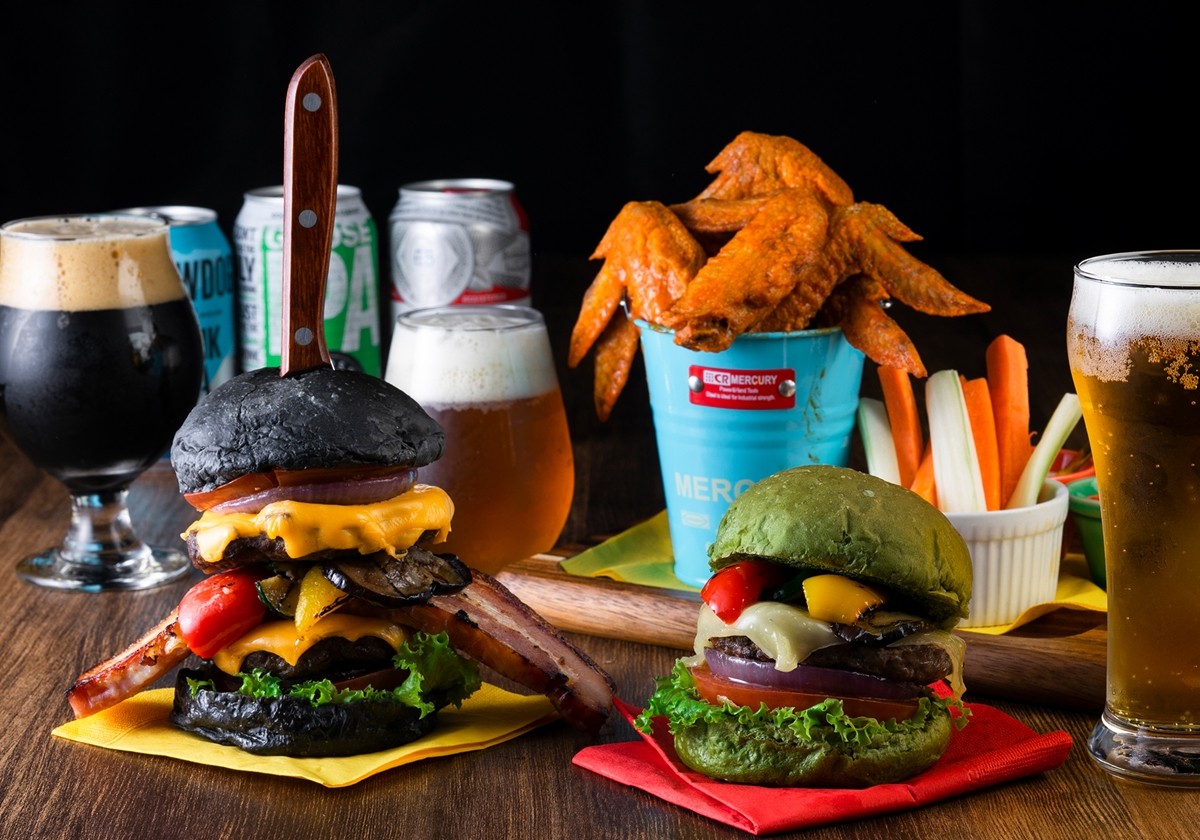 「BURGER＆BEER COLOR」東京・大手町にオープン！