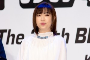 「第38回ベストジーニスト2021」発表会に登場した林原めぐみ