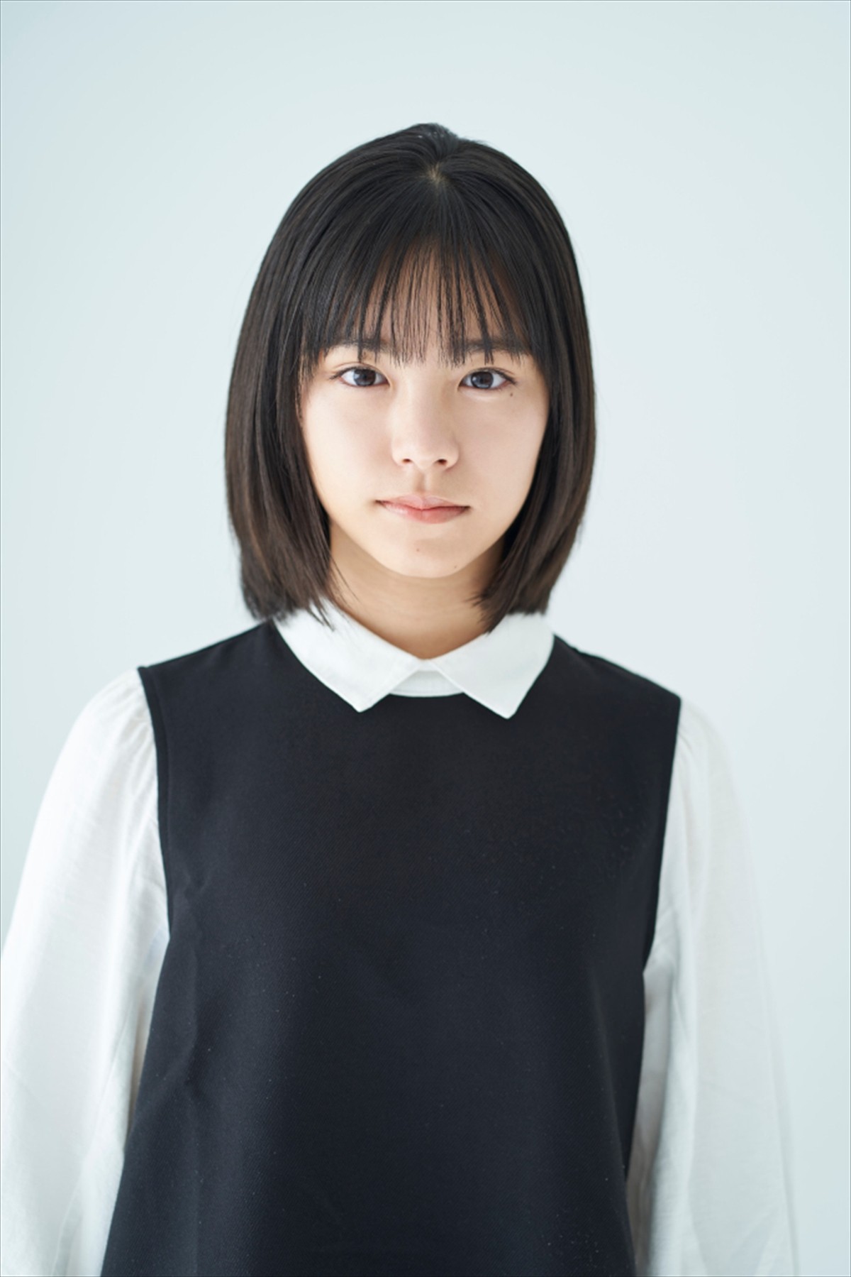 金曜ドラマ『妻、小学生になる。』に出演する當真あみ