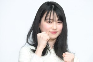 菊池日菜子、映画『私はいったい、何と闘っているのか』公開記念舞台あいさつに登場