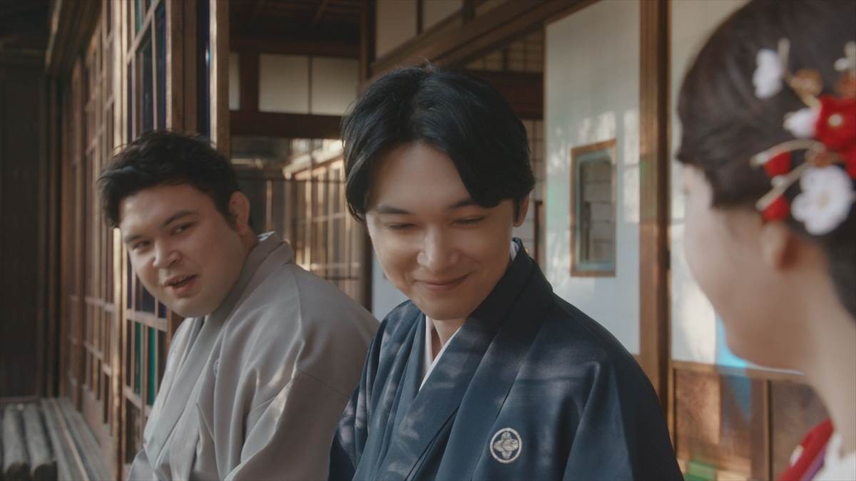 広瀬すず、艶やかな着物姿　吉沢亮＆ウルフ・アロン選手を“チェキで激写”