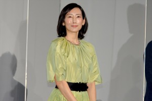 木村多江、『あなたの番です 劇場版』初日舞台あいさつに登場