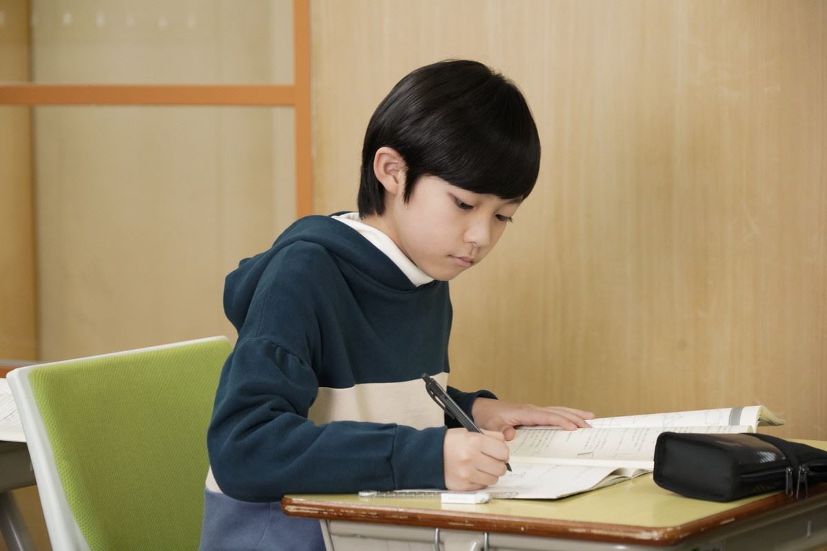 『二月の勝者』第9話　“黒木”柳楽優弥、“佐倉”井上真央にカンニング生徒の指導を命じる