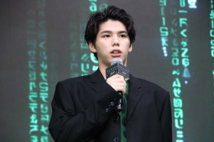 映画『マトリックス レザレクションズ』マトリックスデイに登場したHiro［MY FIRST STORY］