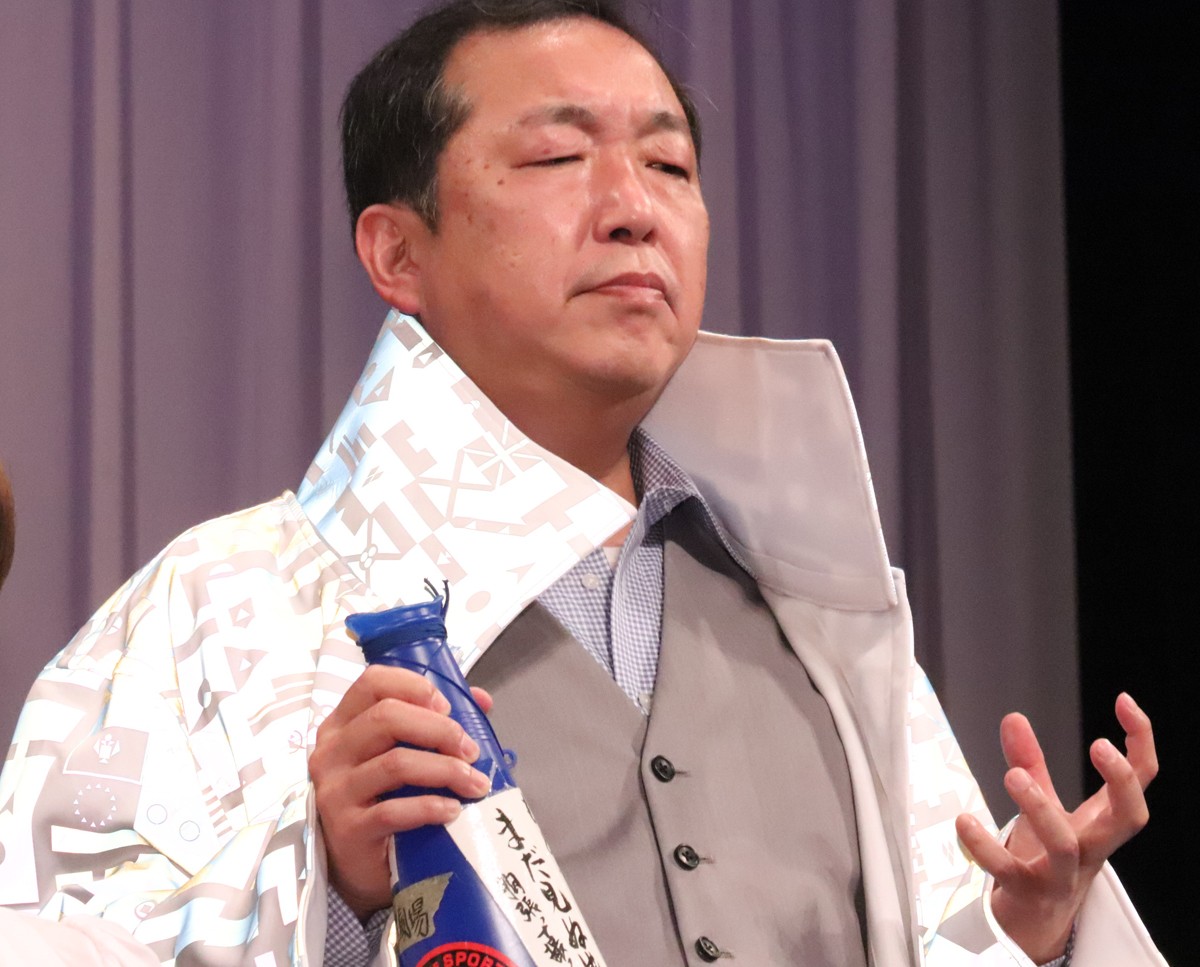 松本潤、“おじさん”自覚　後輩・道枝駿佑との年齢差に「倍だぜ」